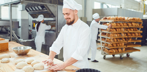 Was macht ein:e Bäcker:in?