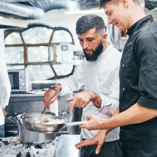 Der Beruf des Küchenchefs: Entfalte deine Kochleidenschaft in Südtirol